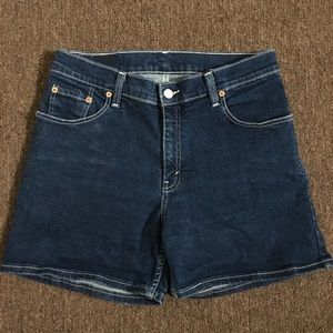 Levi’s 555 high waist Shorts with stretch